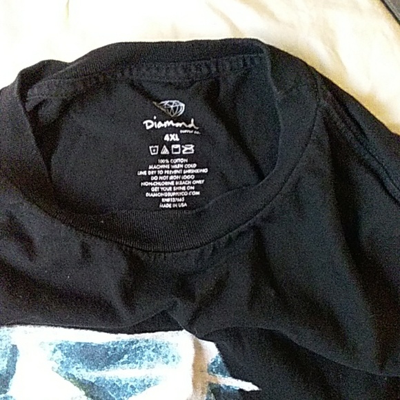Diamond T-shirt - Picture 3 of 3